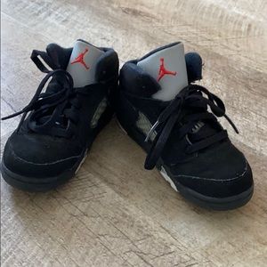 Jordan Retro 5 Boys’ Size US 10